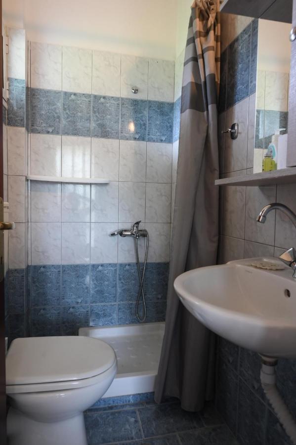 Apartment Prionas Paralia Skotinis