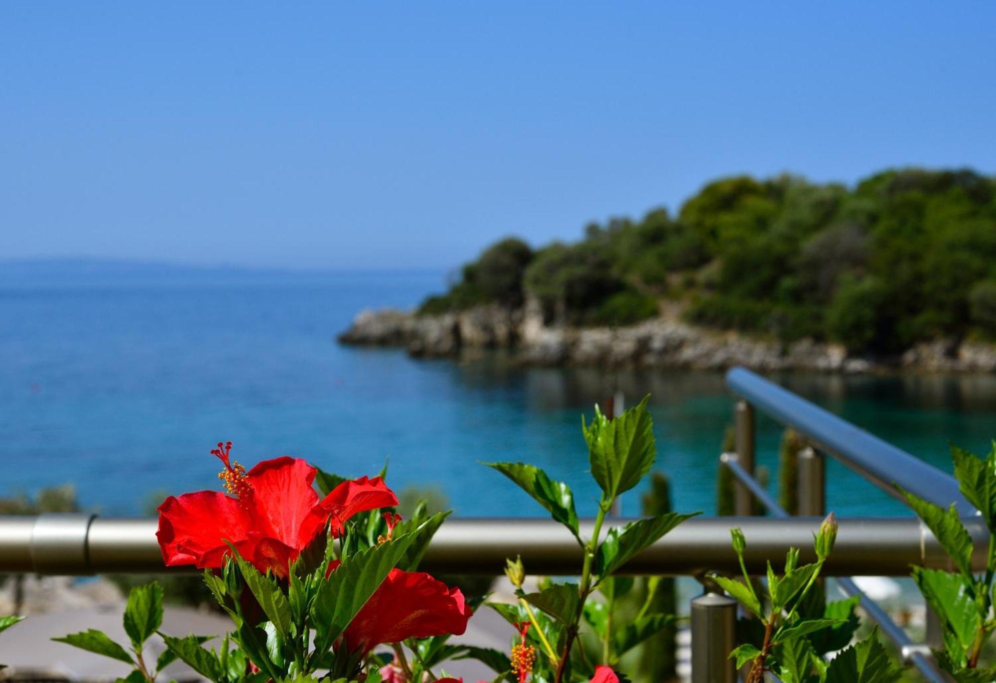 Prima Vista Beachfront Boutique 5* Sivota (Epirus)
