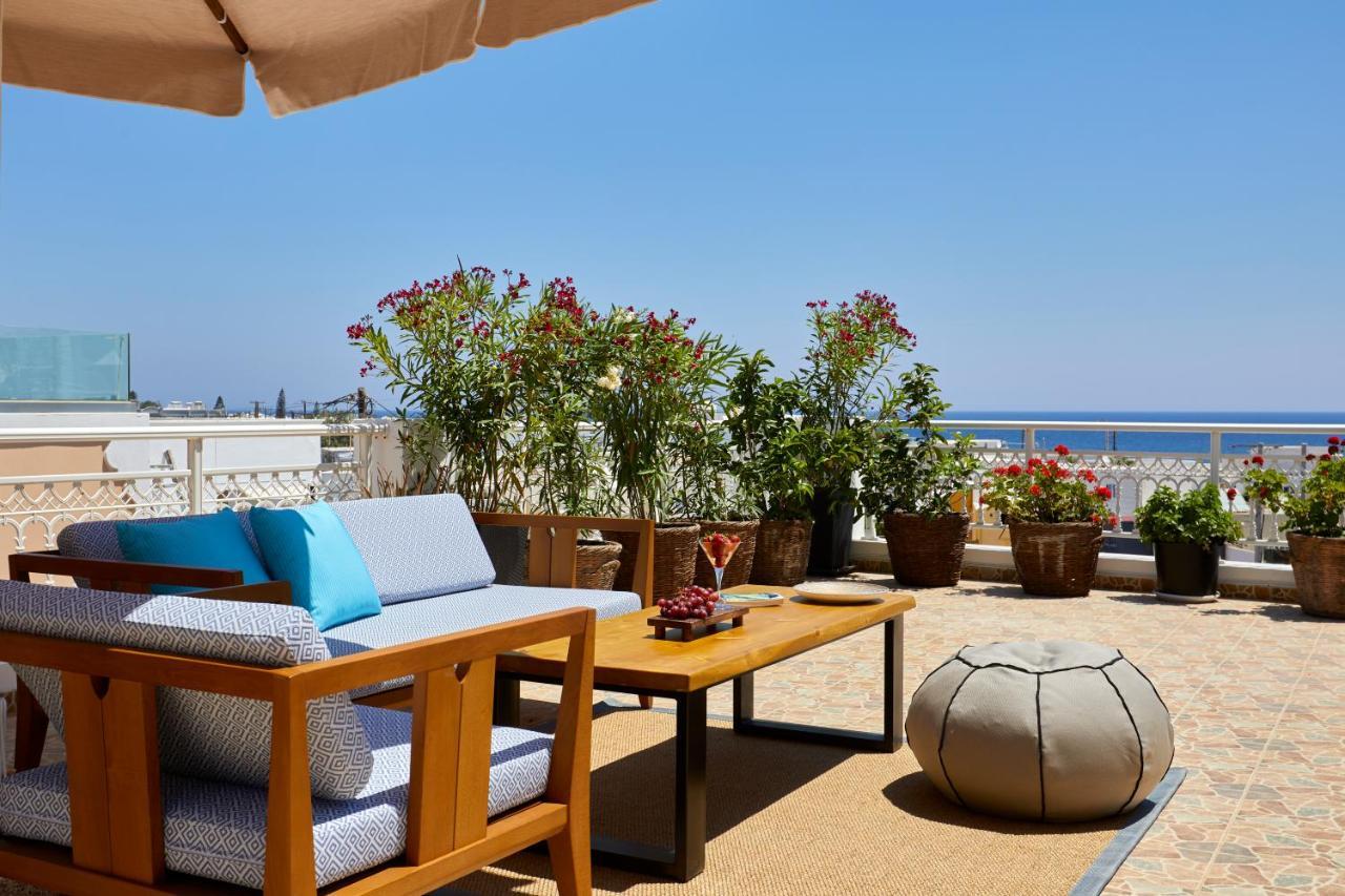 Blue Sea Hotel