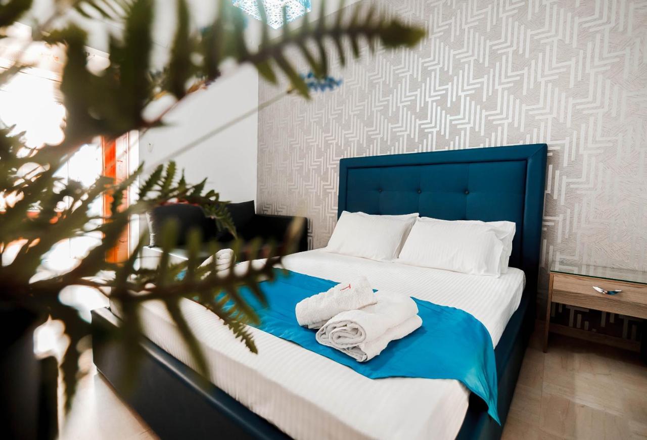Hotel Torini 2*