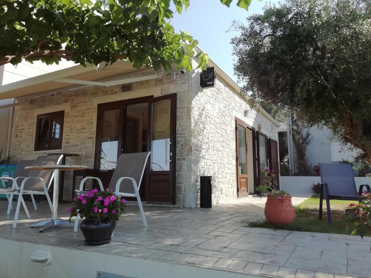Aparthotel Magda Paralia Vrachou