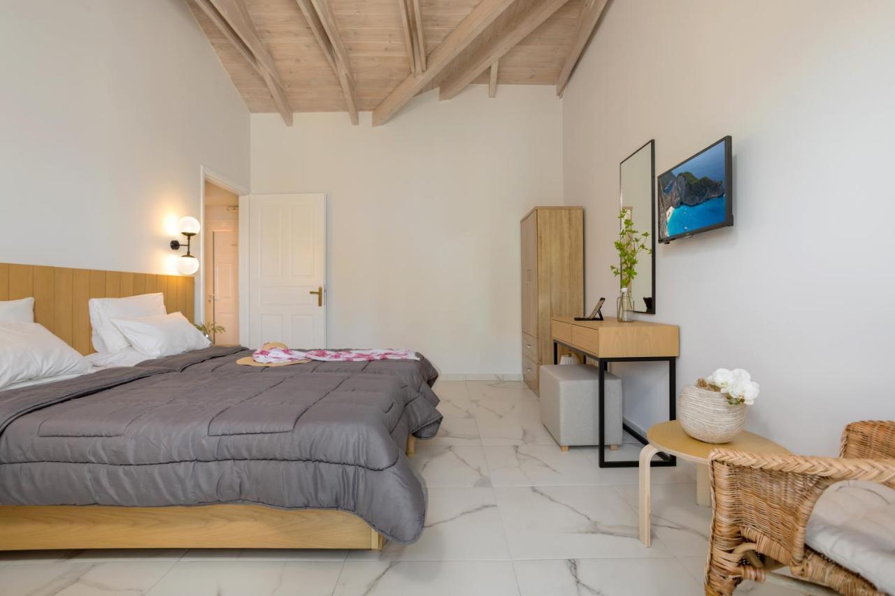Kouros Hill Aparthotel Xirokastellon
