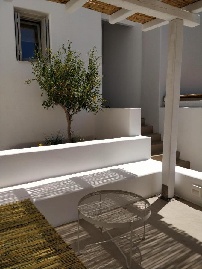 Psathaki Aparthotel
