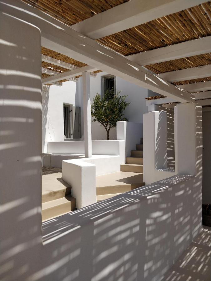 Psathaki Aparthotel Kimolos