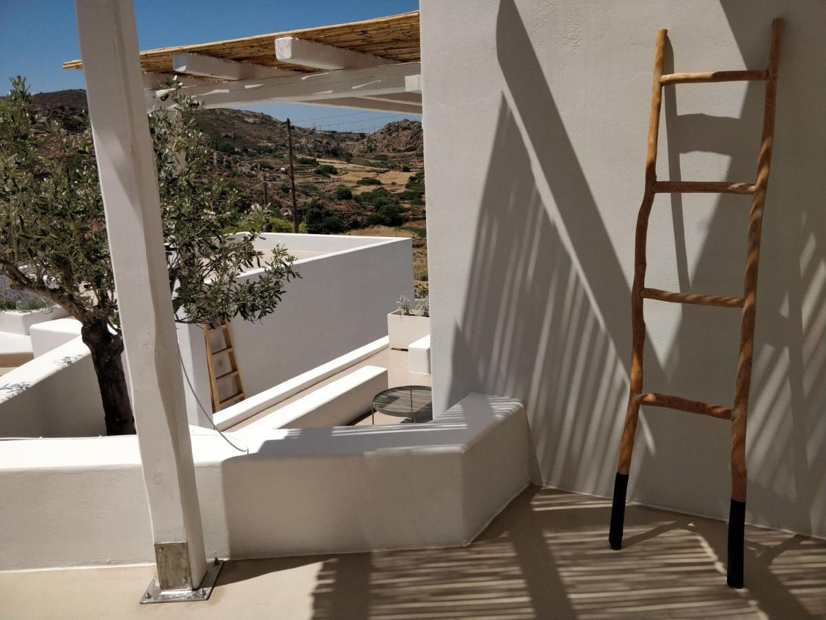 Aparthotel Psathaki Kimolos
