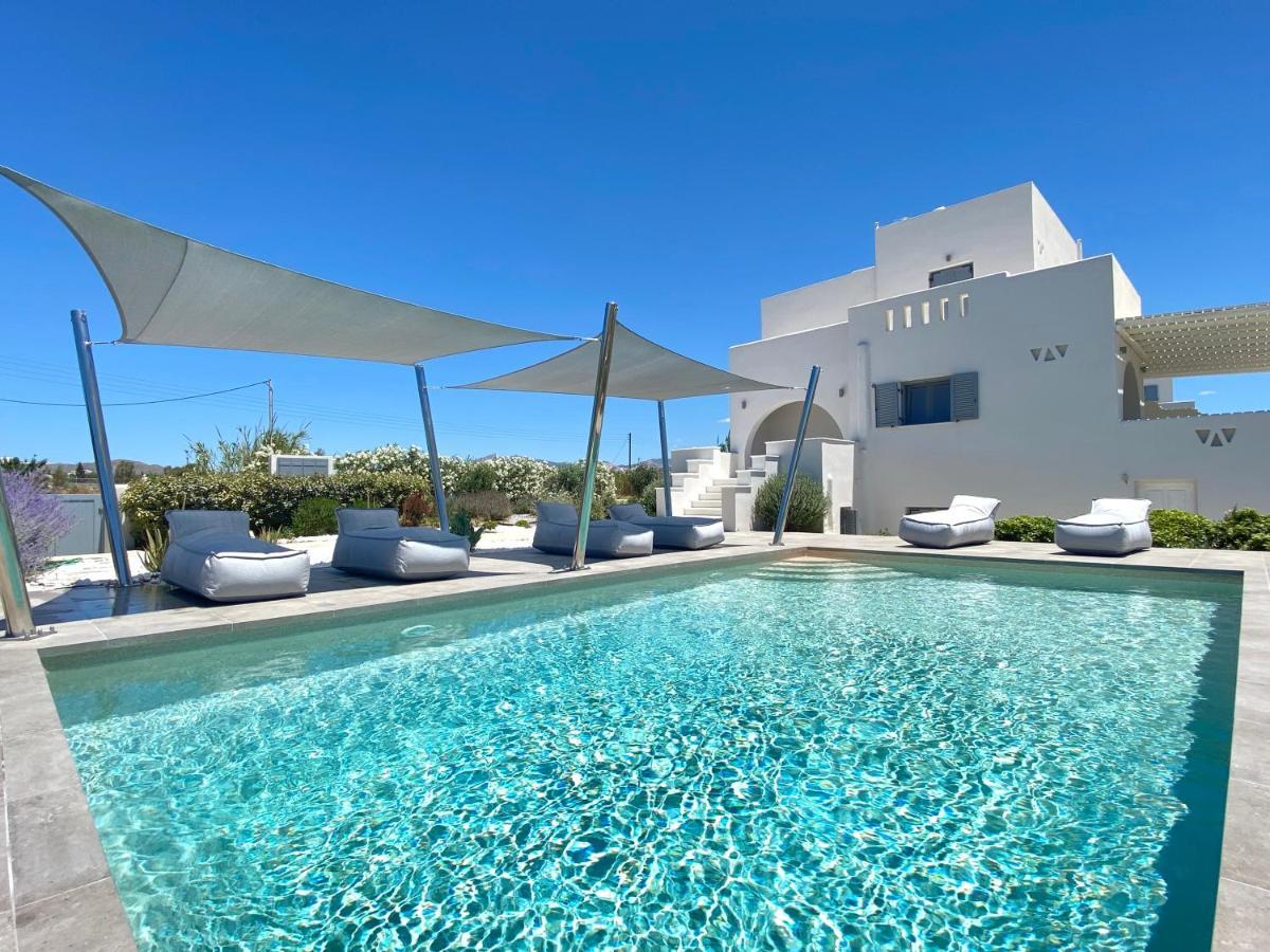 Seaside Naxos •
