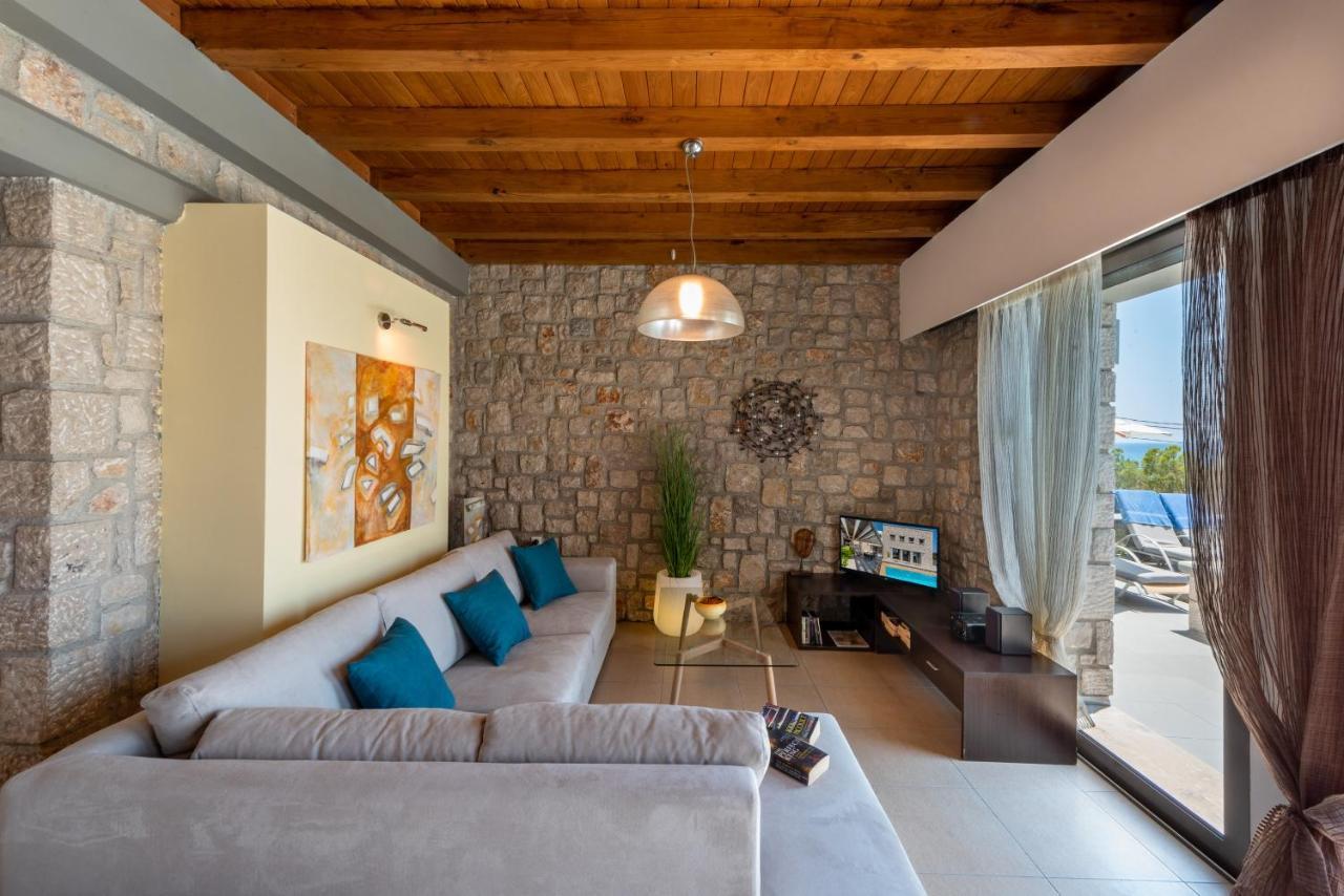 Villa Villa Costamare - Enjoy Lazy Days On The Private Pool-Jacuzzi Pefki (Rhodes)