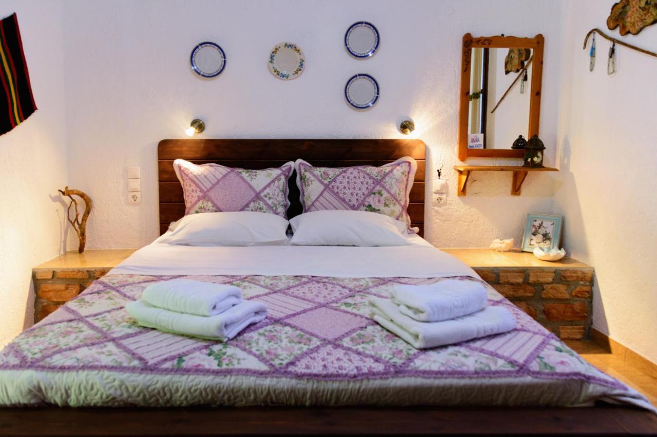 Spiros Guest house *