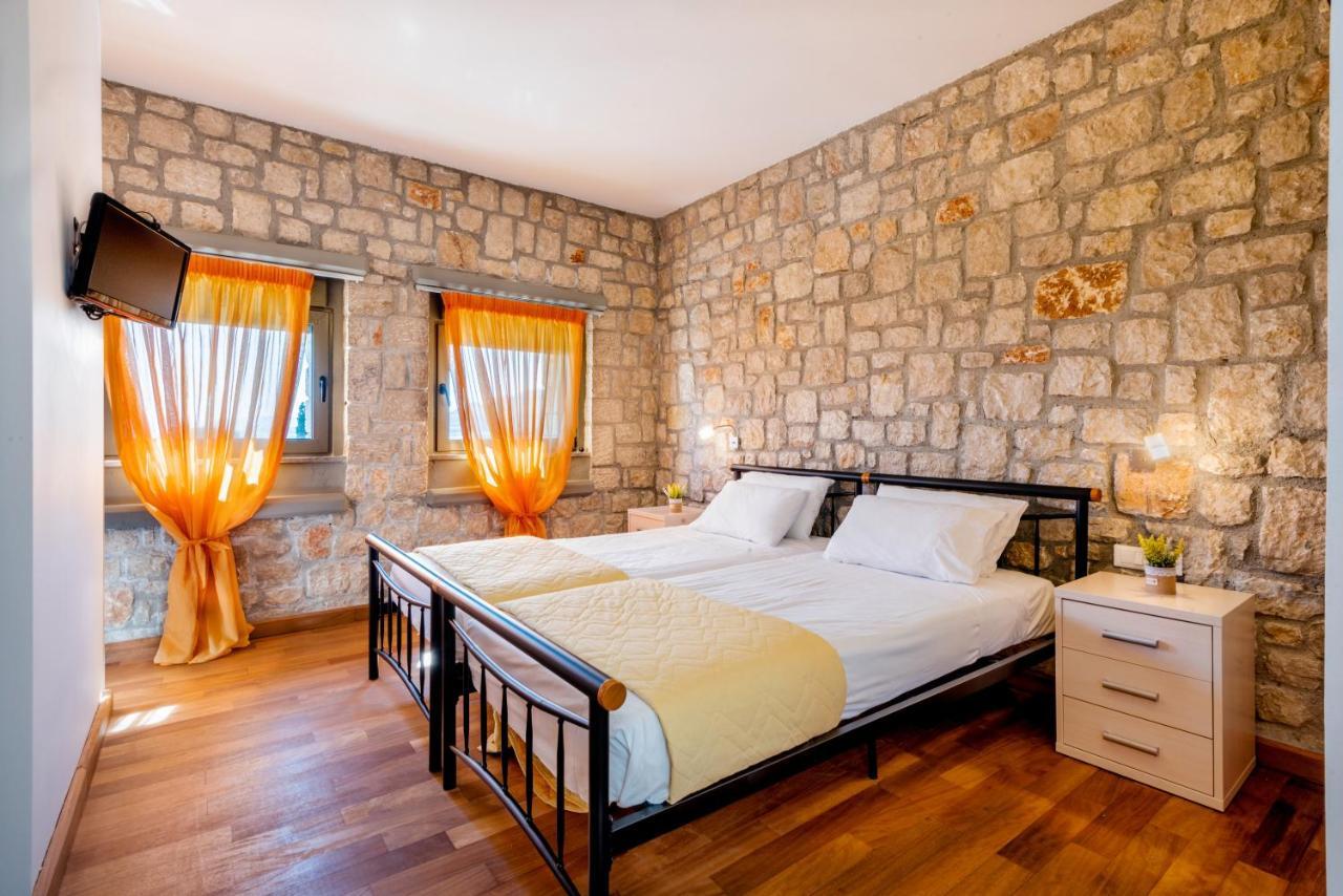 Villa Costamare - Enjoy Lazy Days On The Private Pool-Jacuzzi Villa