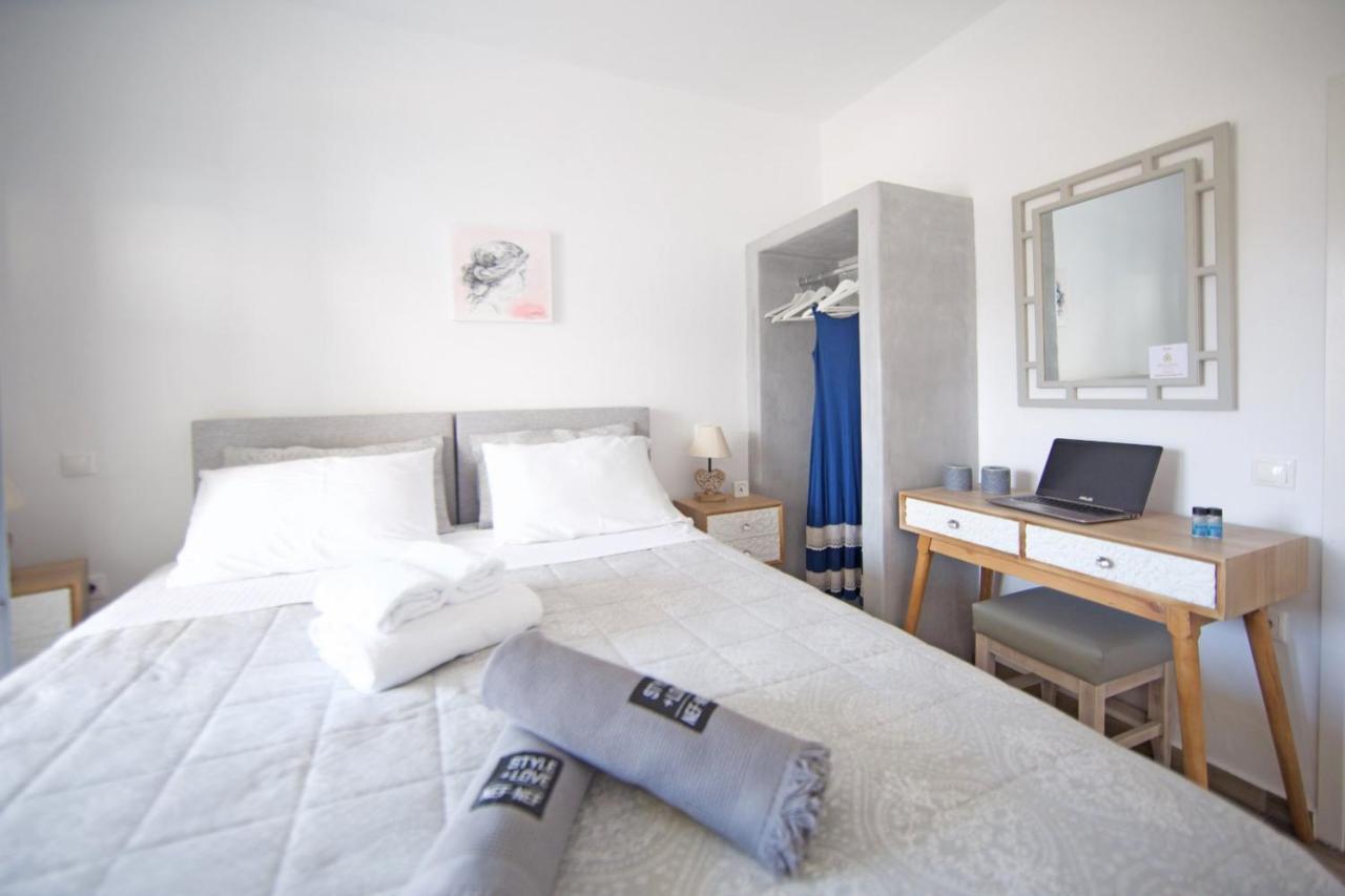 Diasino And Car Apartment
