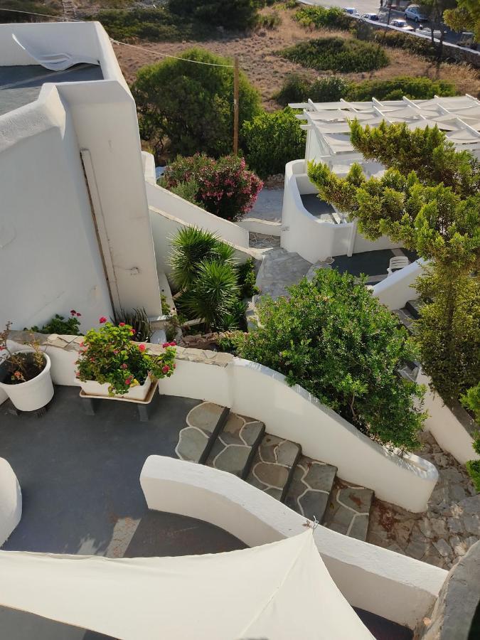 Porto Sikinos Hotel Alopronia