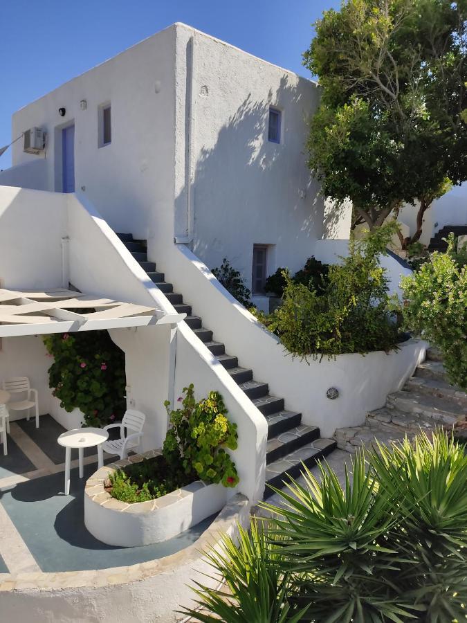 Porto Sikinos Hotel Alopronia