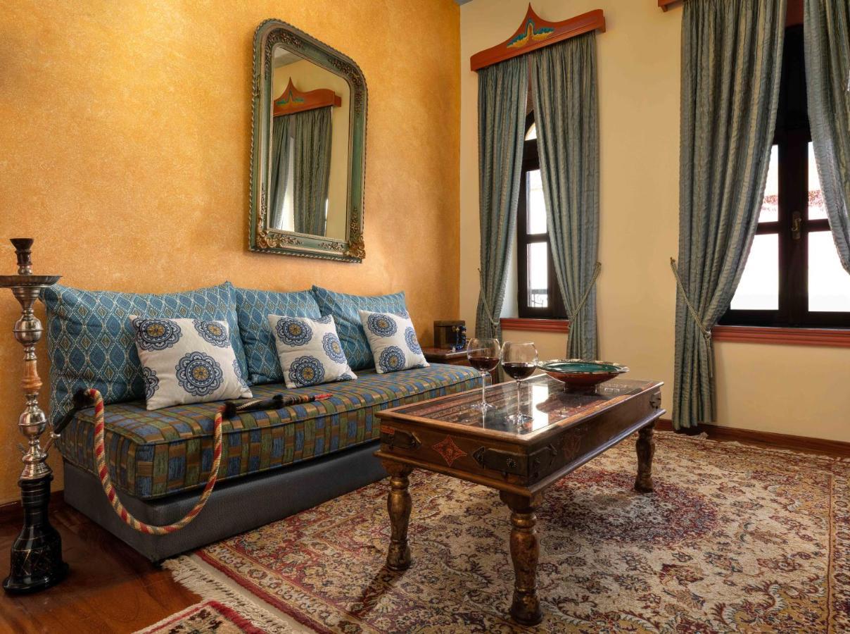 Nikos Takis Fashion Boutique Hotel 4*