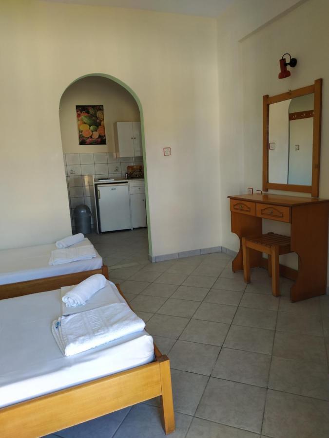 Nitsa Aparthotel Kavos