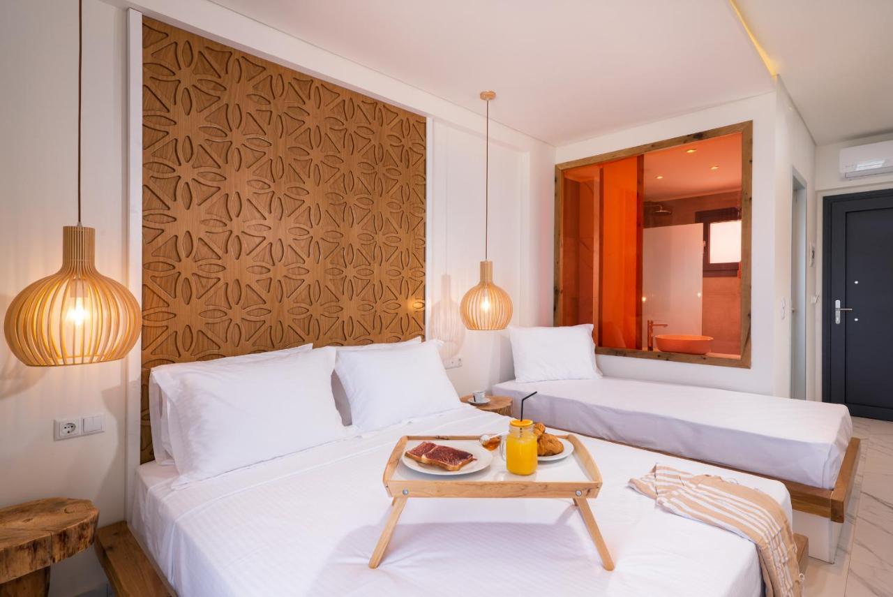 Acron Hotel