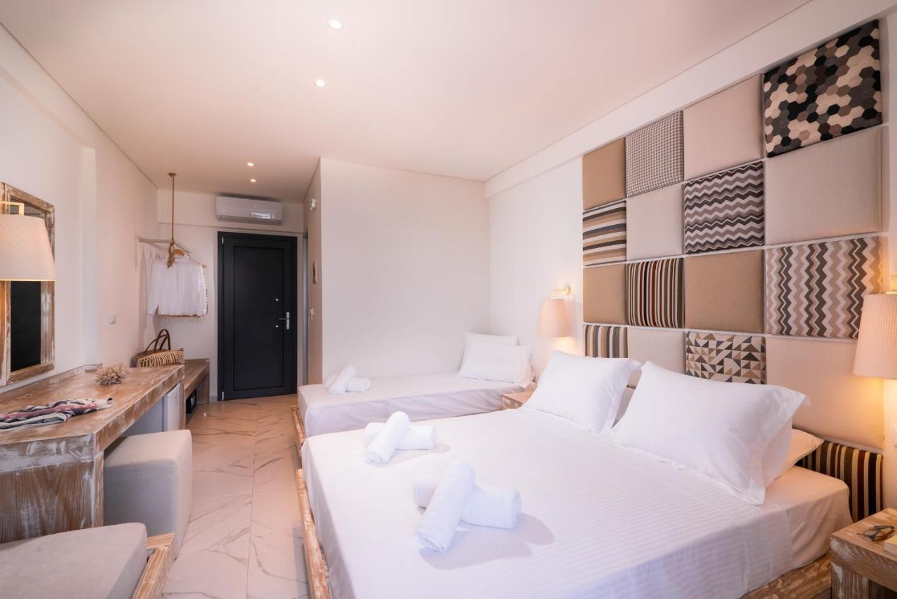 Acron Hotel *