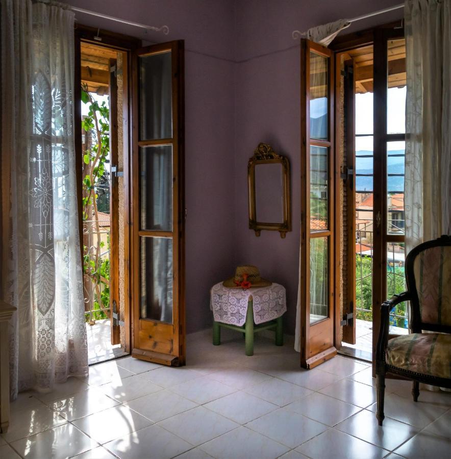 Aparthotel Ifigenia's