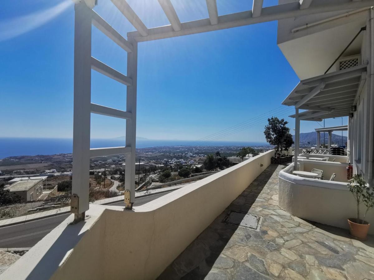 Erato Aparthotel 3*