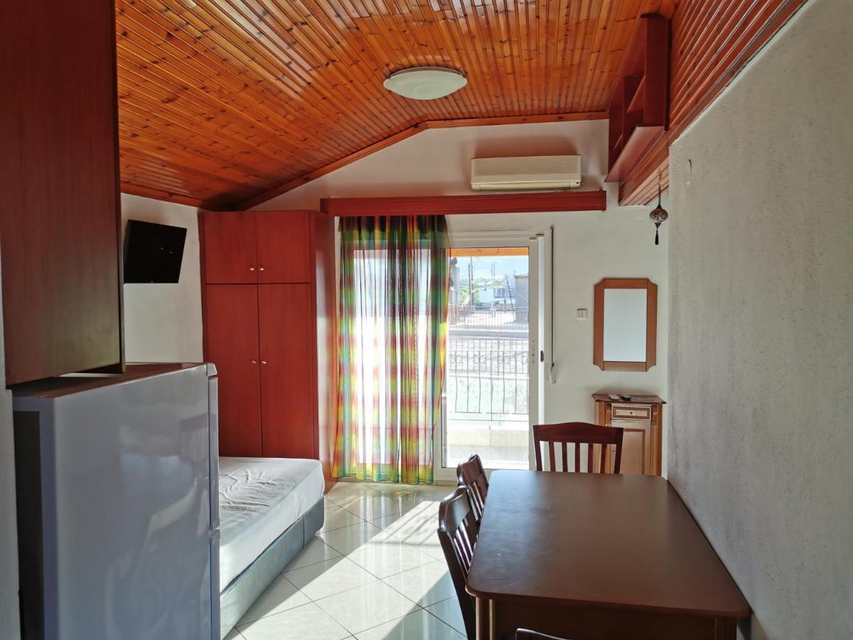 Aparthotel Tasos Nea Peramos (Macedonia)