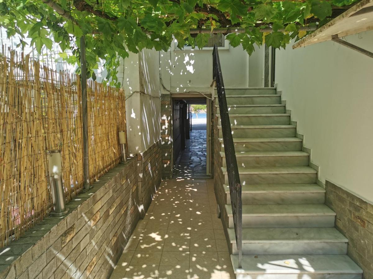 Aparthotel Tasos