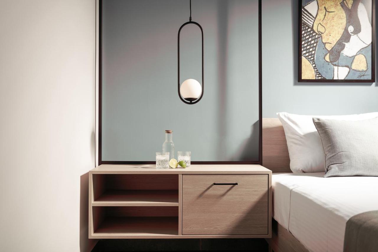 Sky Luxury Aparthotel