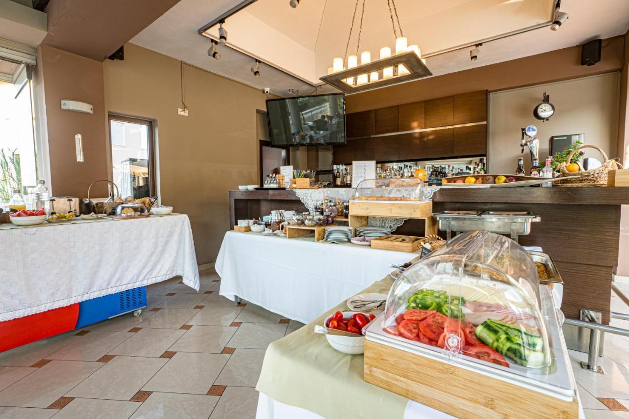 Okeanis II Aparthotel