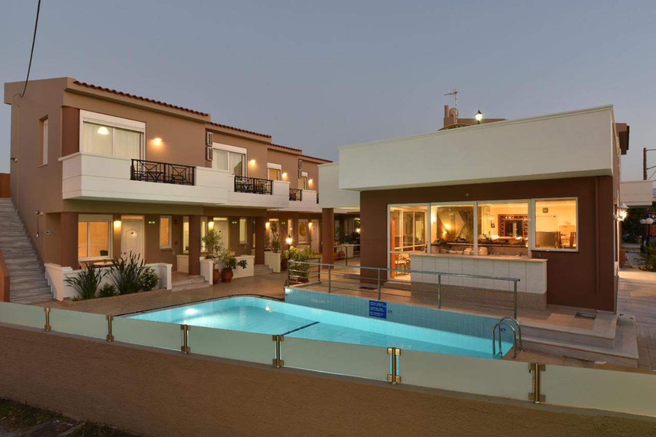 Okeanis II Aparthotel 2*