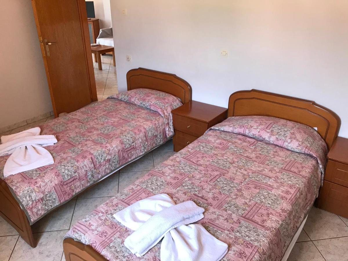 Drosakis Apartment