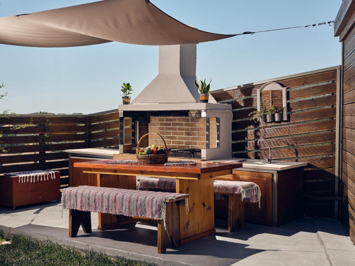 Villa Tramonto With Private Heated Pool, By Zantewize *
