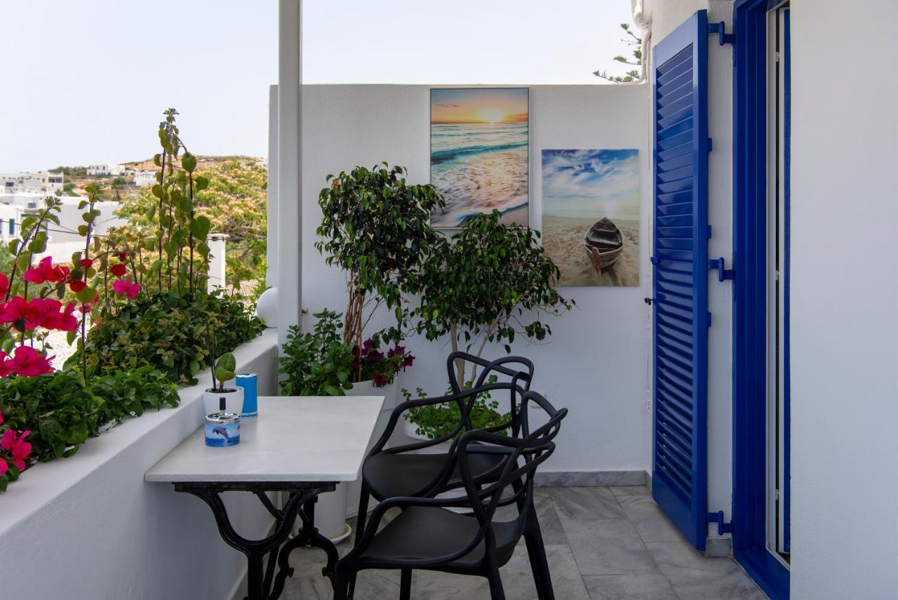 Ricos Two Bedroom House - Paros Apartment *