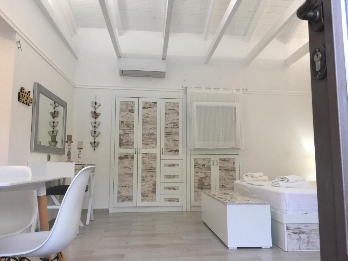 Lithos Villa Parga