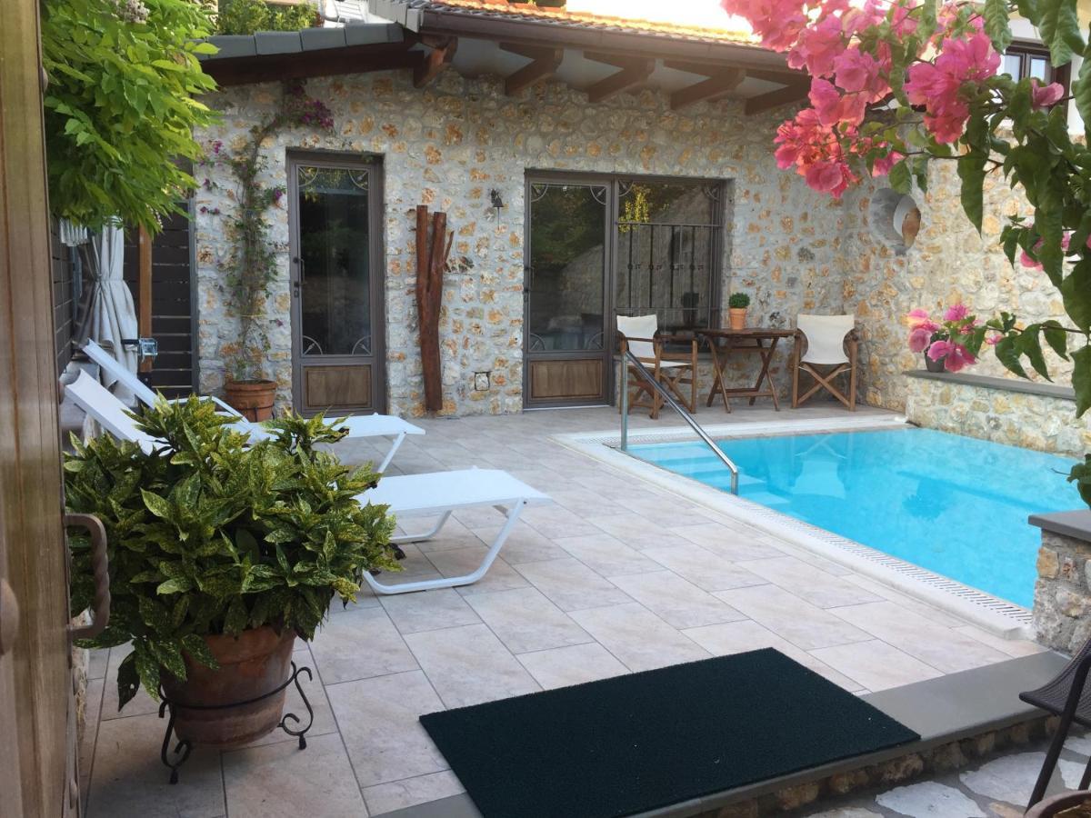 Villa Lithos *
