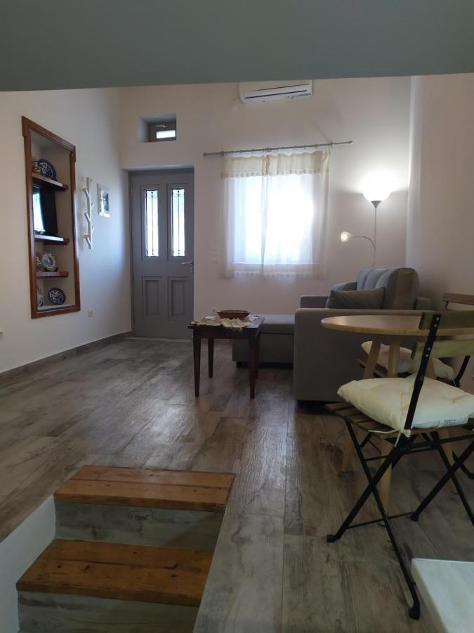 Melikarou Apartment *