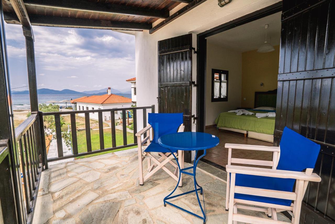 Aktaion Hotel 3*