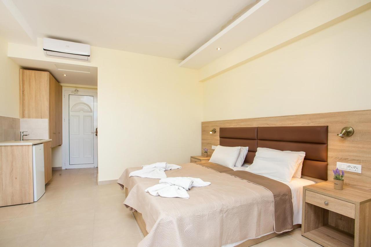 Aparthotel Billy's 3*