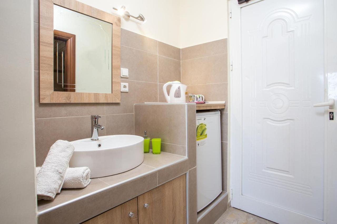 Billy's Aparthotel 3*