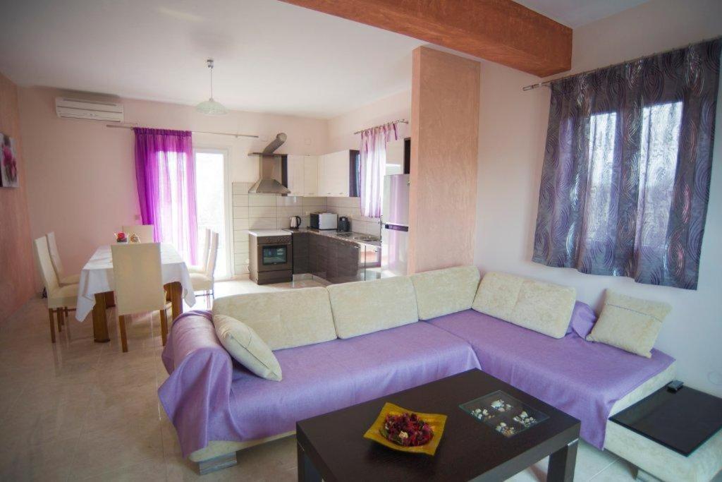 Santa Maria Luxury Lefkada City