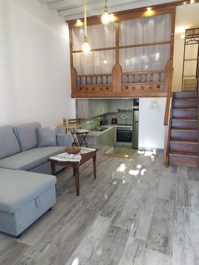 Melikarou Apartment Skyros