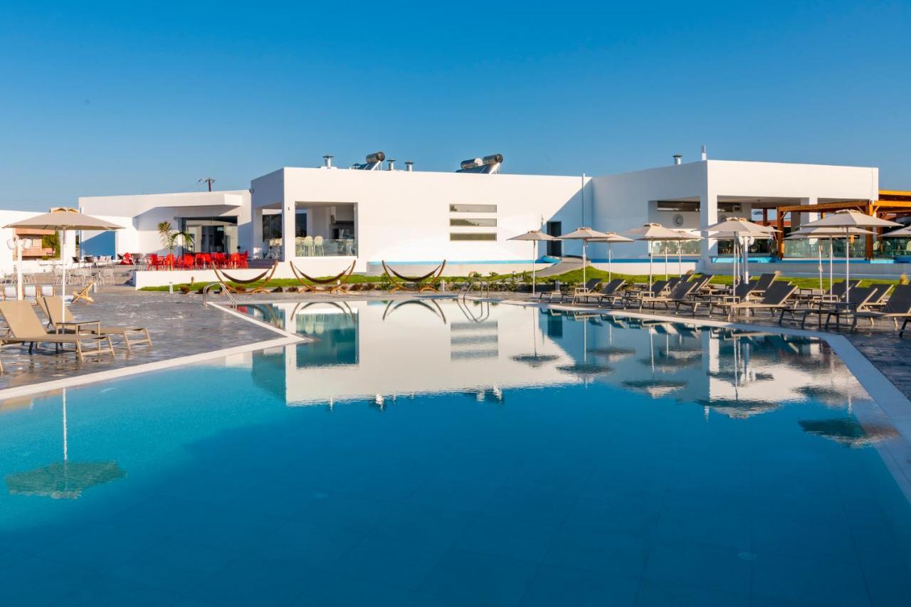 Hotel Lambi 4*