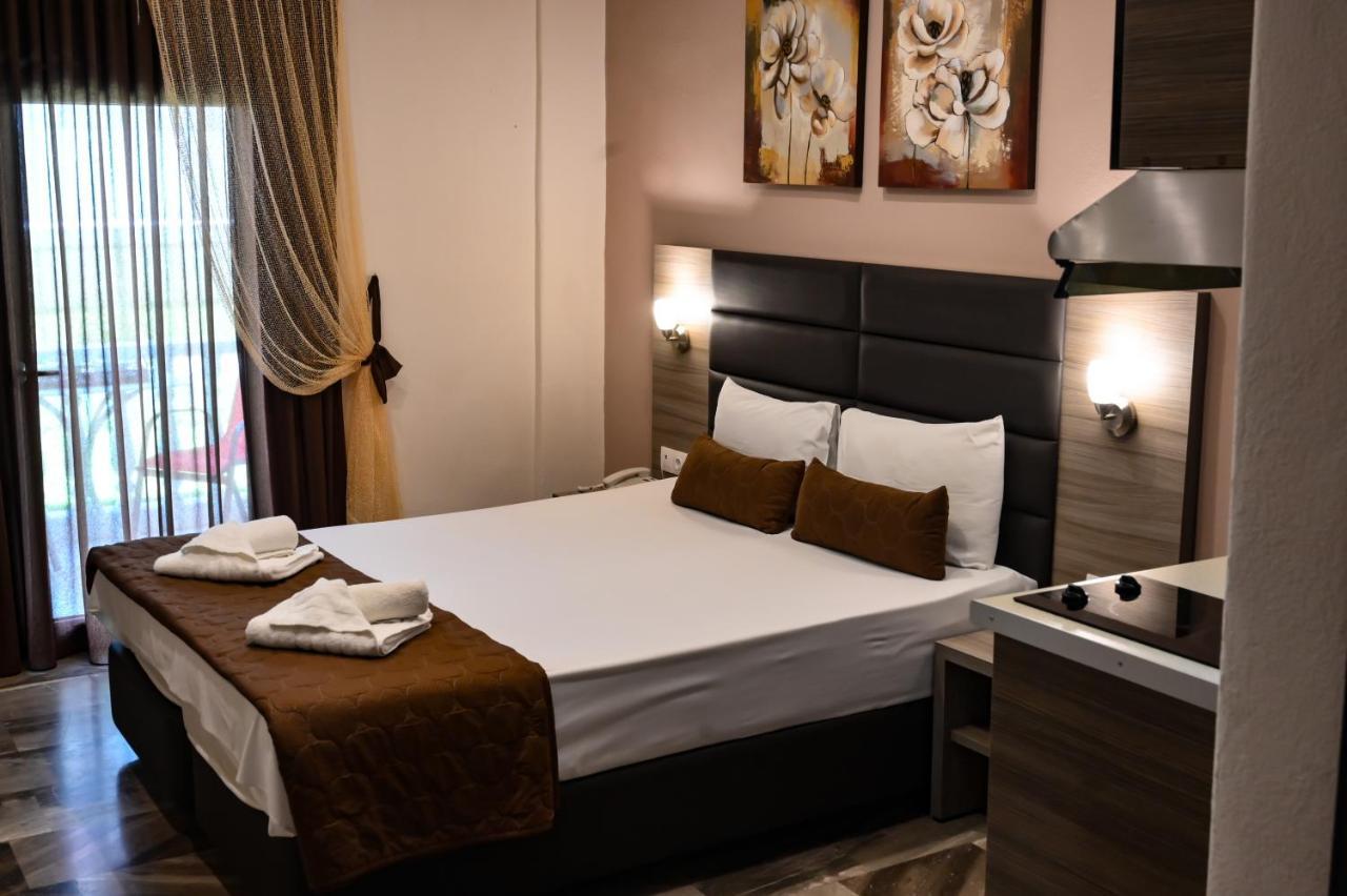 Kostas Hotel 2*