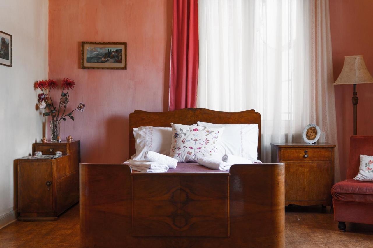 Anatoli Apartment *