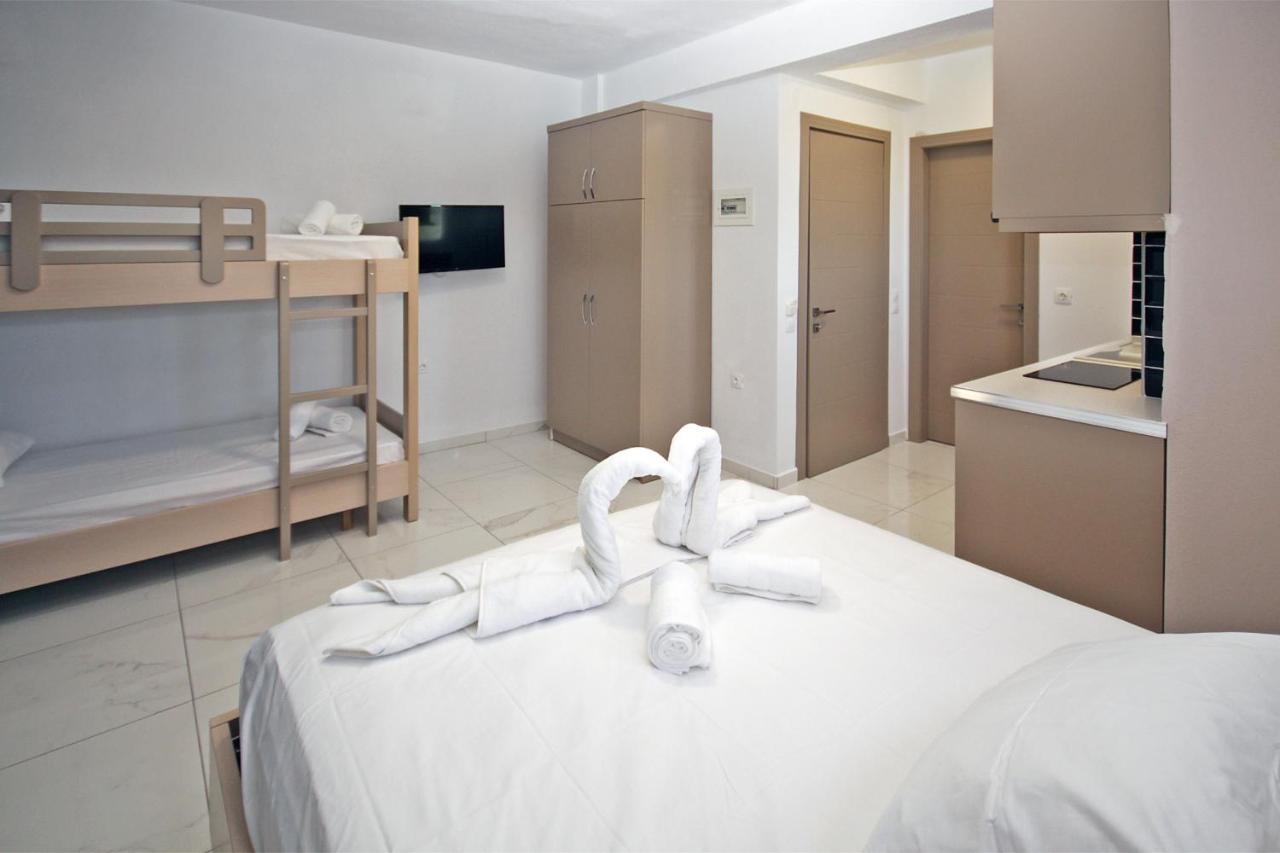 Aparthotel Art Neos Marmaras