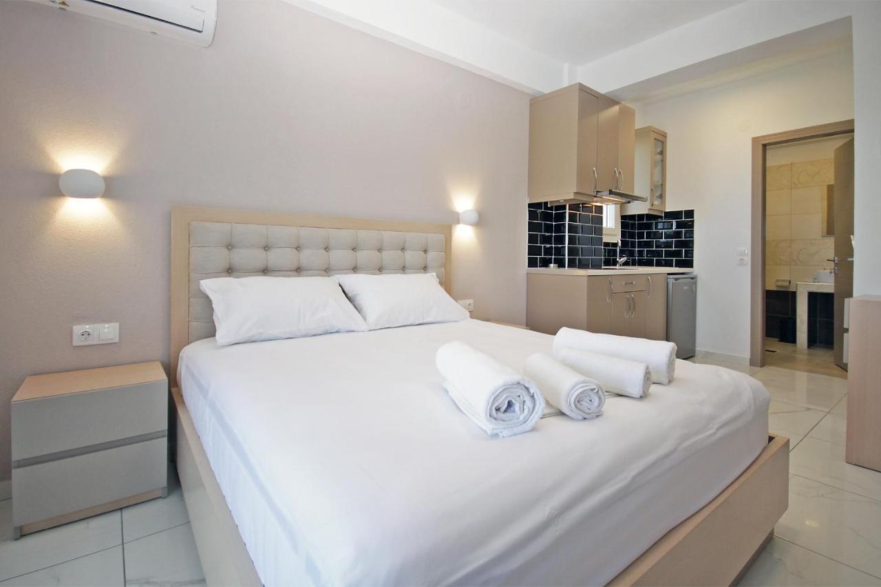 Aparthotel Art Neos Marmaras