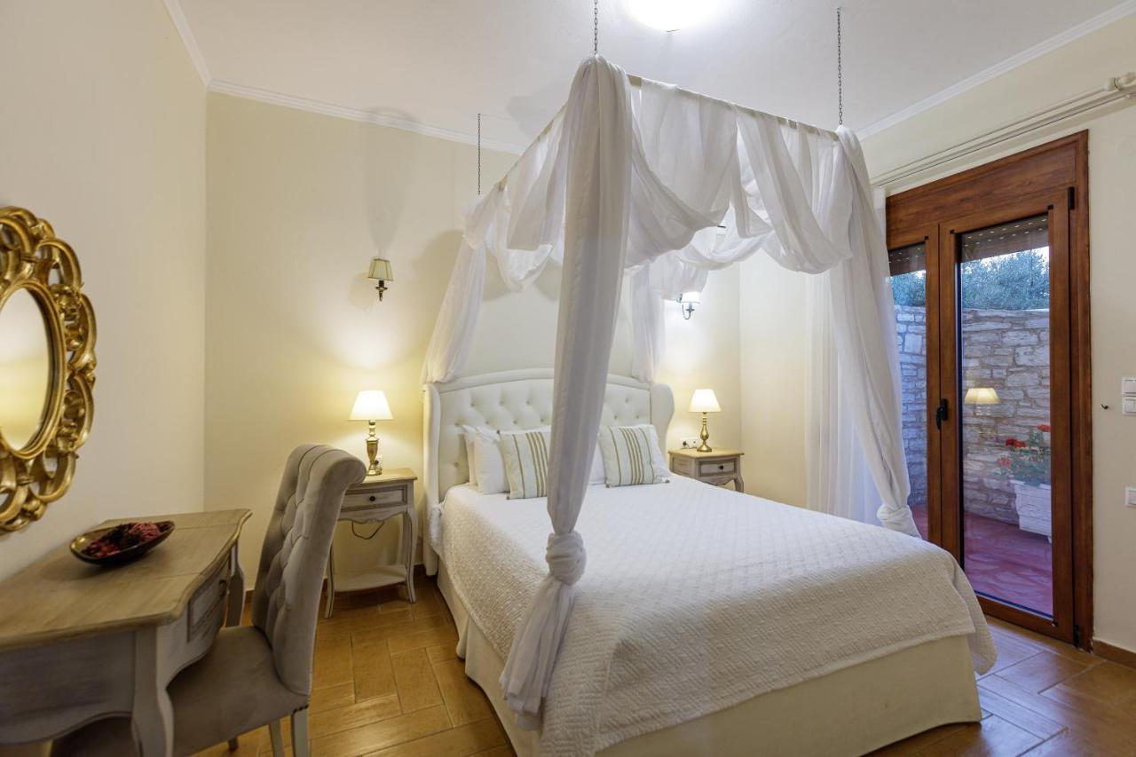Eva & Dimitrios Villas, Captivating Oasis With Pools & Bbq, By Thinkvilla * Panormos (Crete)