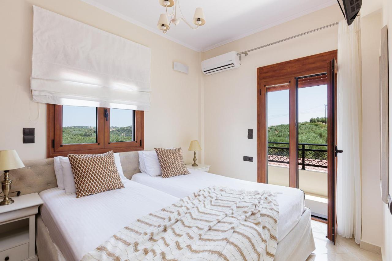 Eva & Dimitrios Villas, Captivating Oasis With Pools & Bbq, By Thinkvilla Villa *
