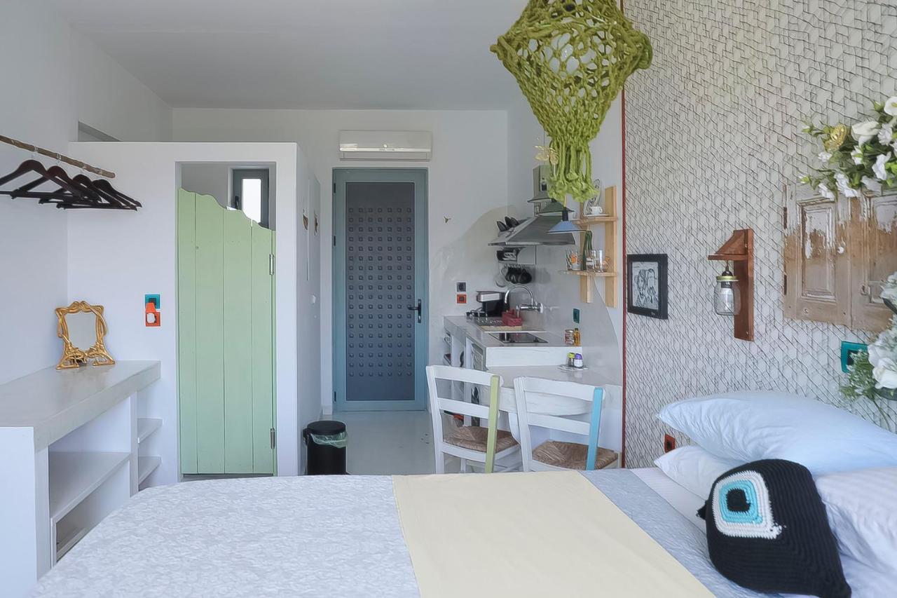 Eye Apartment *