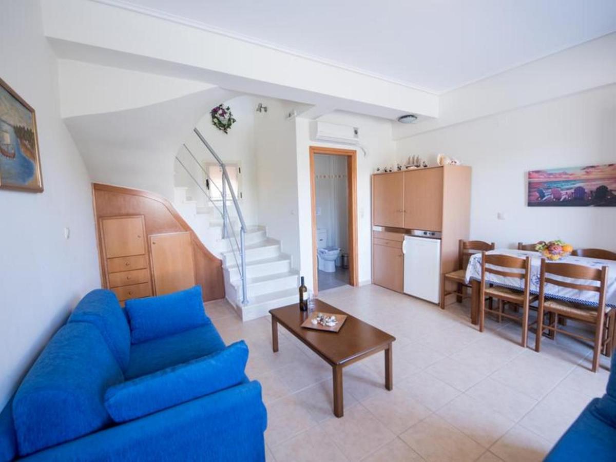 Apartment 8 Furnished In For Rent. Stoupa