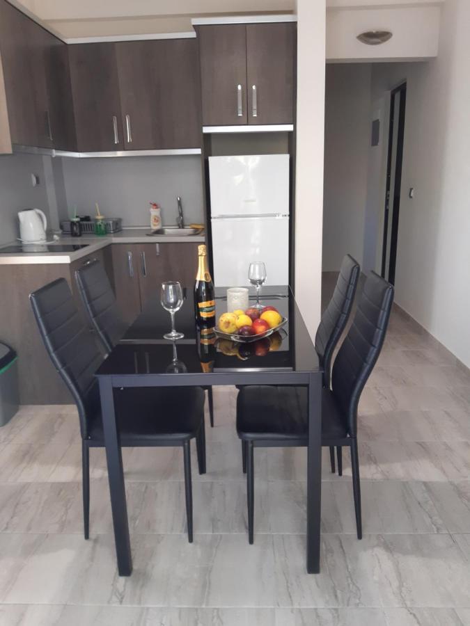 Apartment Isi *