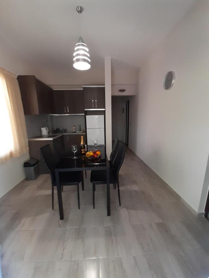 Apartment Isi