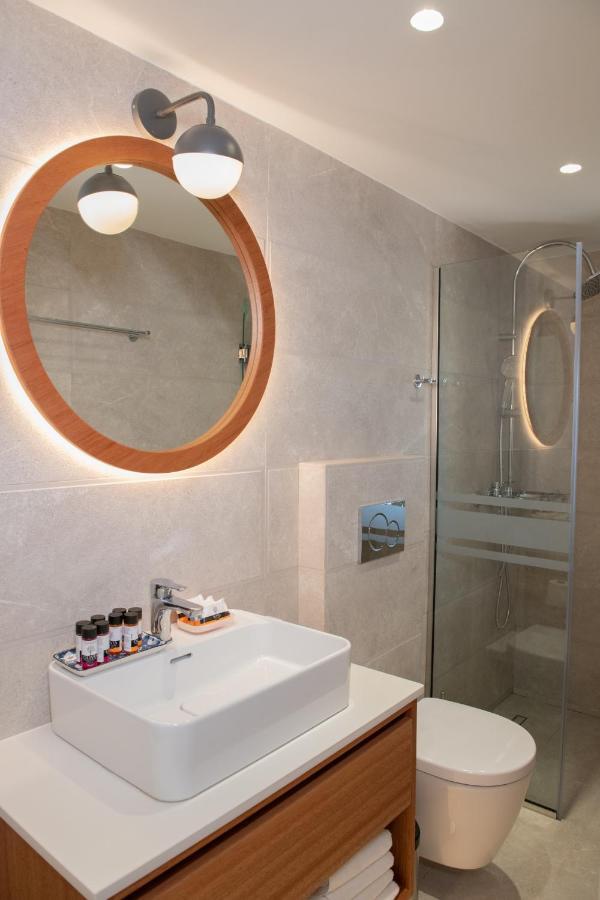 Captain's House & 3* Panormos (Crete)